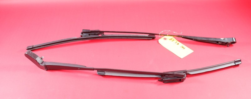 82-92 Camaro Z28 IROC Firebird TA Formula GTAWINDSHIELD WIPER ARM