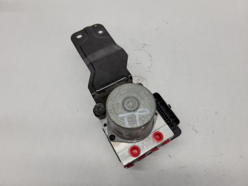 19-'20 ELANTRA ABS pump module assembly Sedan 59k miles OEM 1 Year Wnty!