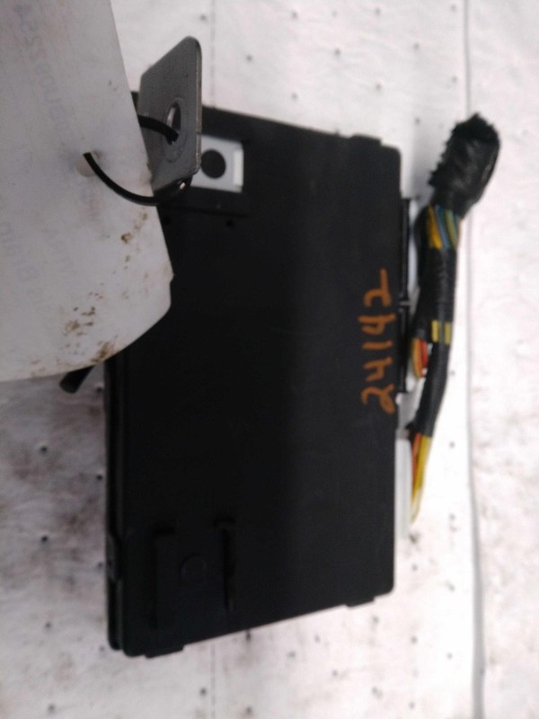 2011 Hyundai Elantra Body Control Module OEM 954002L400 25K Miles White