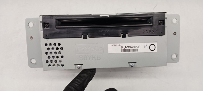 2017 FORD F150 radio receiver satellite HL3T19C107BC OEM 17 18
