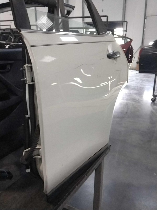 2017 Nissan Rogue Left Rear Door White Used Scuffed 231125 102k Miles