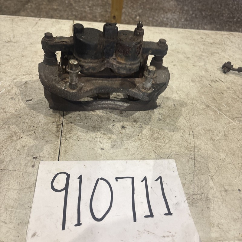 06 - 11 Cadillac DTS RIGHT PASSENGER FRONT BRAKE CALIPER 4.6L