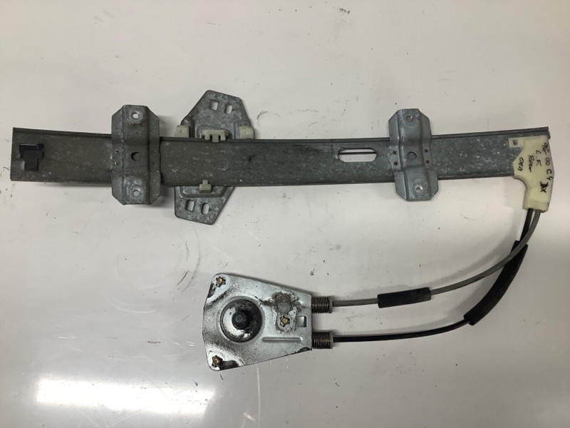 96-00 HONDA CIVIC Sedan 4D DX LEFT FRONT Manual Crank Window Regulator OEM
