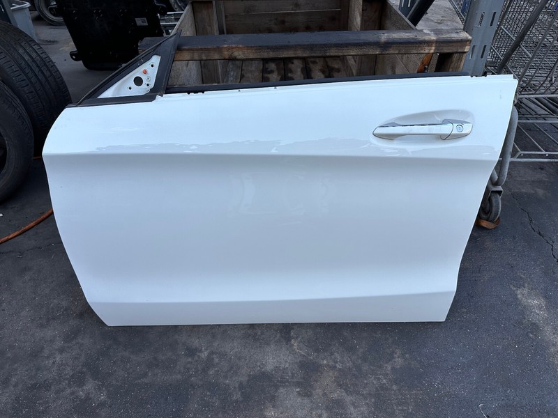 14-19 Mercedes CLA250 C117 FRONT LEFT DRIVER SIDE DOOR SHELL White OEM