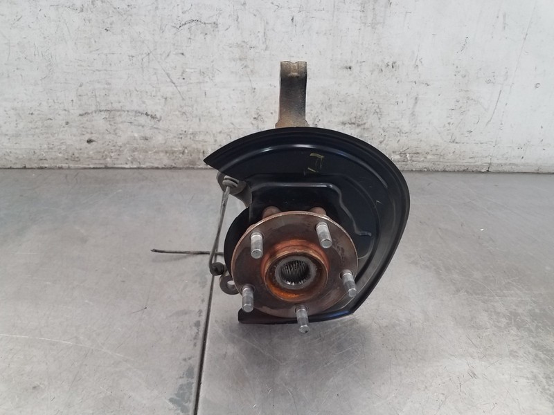 2015 Nissan Juke Nismo RS Left Front Hub Knuckle #0317 J2