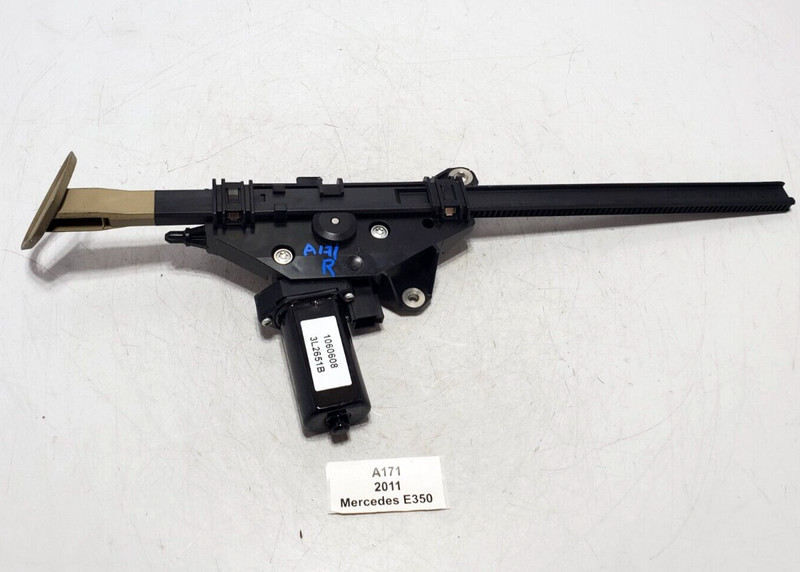 ✅ 2010-2017 OEM Mercedes A207 E350 Right Passenger Seat Belt Adjuster Motor