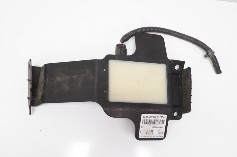 KIA OPTIMA Rear Right Blind Spot Radar Sensor Monitor OEM 2016 - 2018