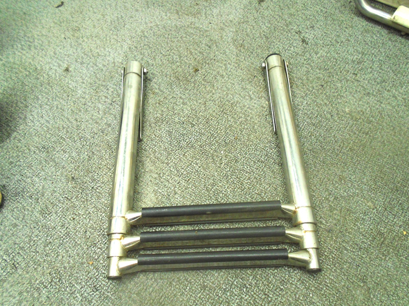 Used Windline TDL-3X Over Platform Telescoping Ladder Boat Ladder