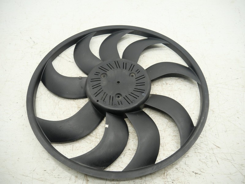2014-2020 Jaguar F-Type Fan Blade Engine Cooling Radiator 8250130 OEM
