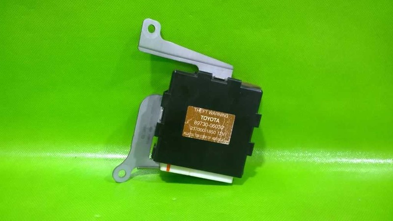 98 99 CAMRY THEFT LOCKING SECURITY CONTROL MODULE OEM 4260-10