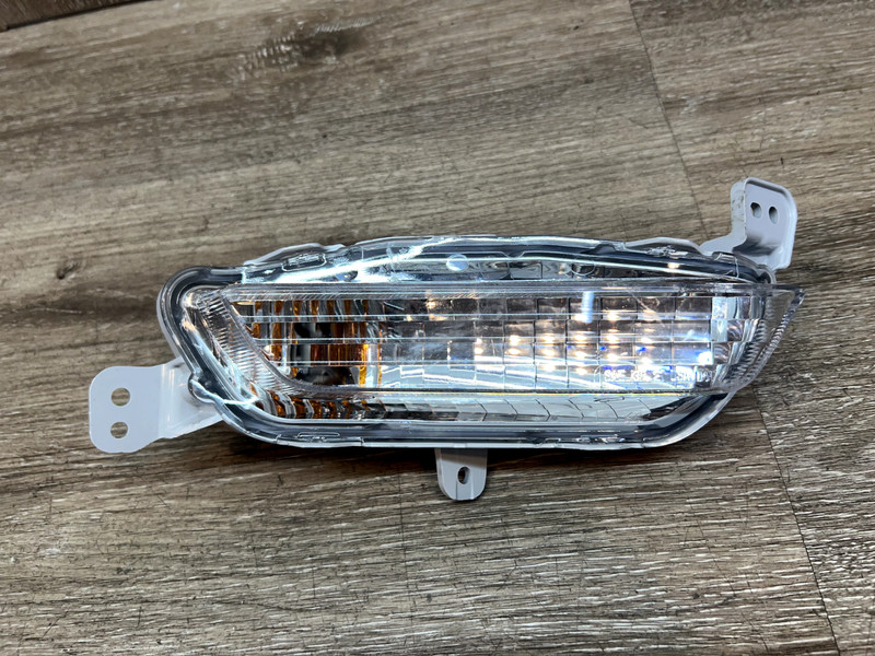 2021-2022 Honda Ridgeline RH Halogen Fog Lamp OEM