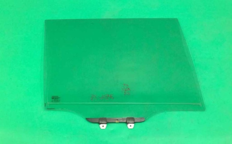 03 04 05 06 07 08 PILOT PASSENGER RIGHT REAR WINDOW DOOR GLASS OEM 3516-35