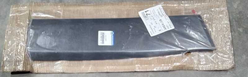 2014-2023 Jeep Cherokee RH Rear Door Molding OEM Black 6VX68RXFAC