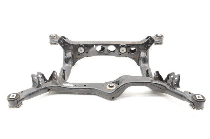2015-2018 Porsche Macan 2.0L Rear Suspension Crossmember Assembly
