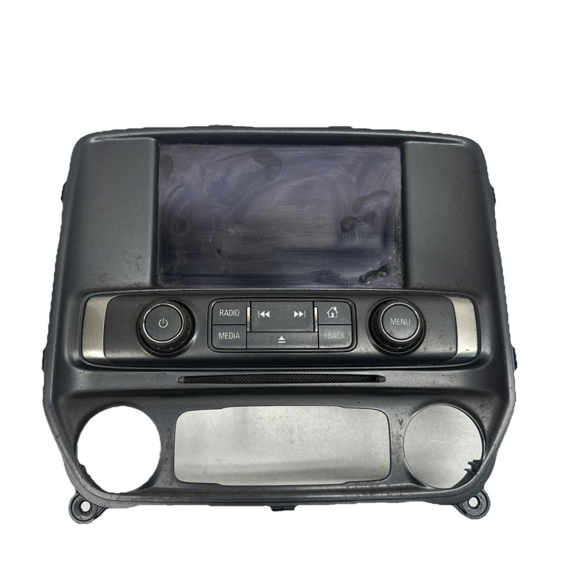 Chevy Silverado 1500 Pickup radio am fm 17 to 19 display screen control 84638207