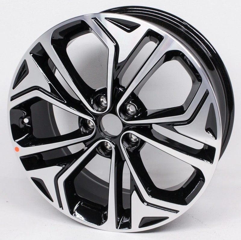 OEM Hyundai Santa Fe (US built) 19 inch Wheel 52910-S1310 Scratches