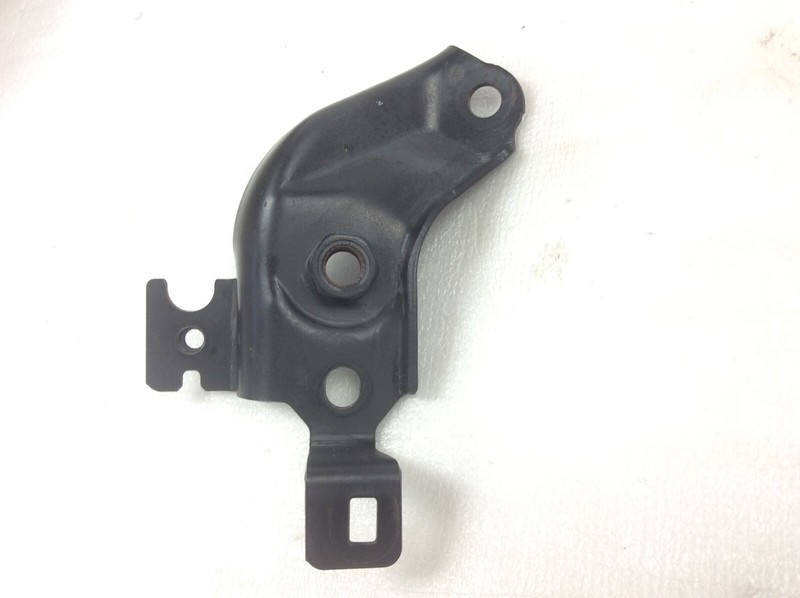 04-08 Acura TL Bracket Left Rear Suspension Stabilizer Link Strut Bolt Plate OEM