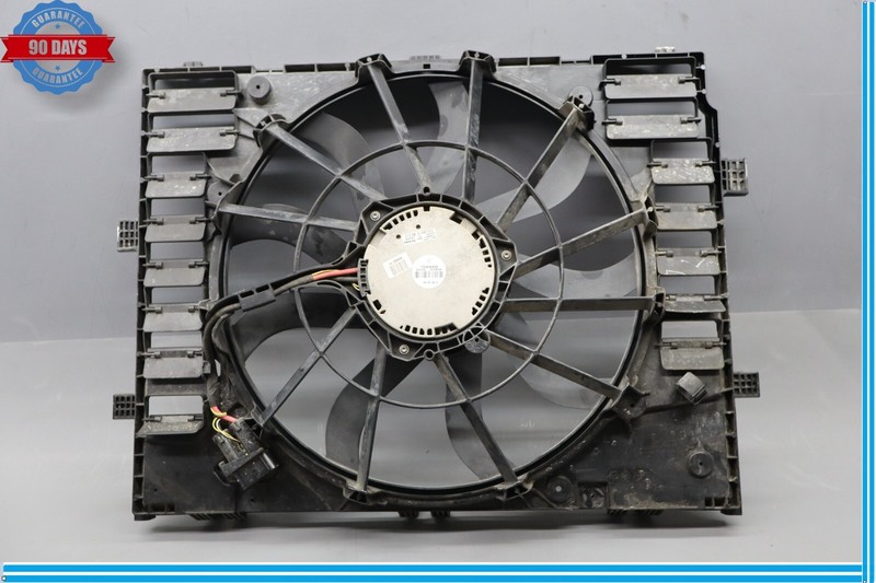 11-14 Volkswagen Touareg Front Engine Radiator Cooling Fan Assembly Oem