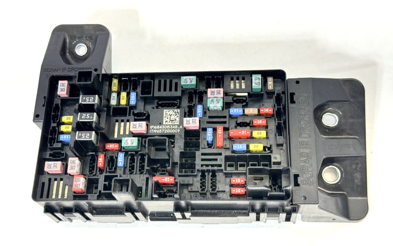 ✅ 2019-2026 RAM 1500 5th Gen FUSE BOX POWER DISTRIBUTION CENTER RELAY BLOCK OEM