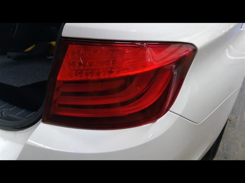 Passenger Tail Light Quarter Panel Mounted Fits 11-13 BMW 528i 680406