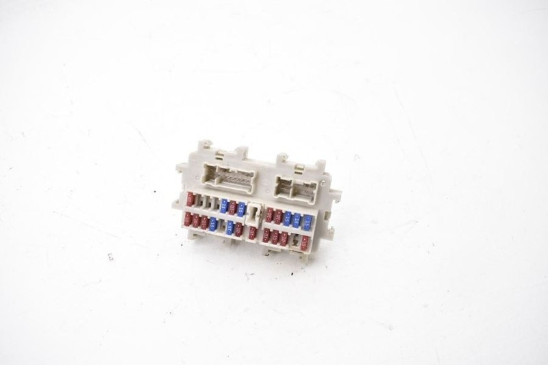2004-2007 NISSAN 350Z ROADSTER 3.5L INTERIOR FUSE BOX 0142 AM60 3J52