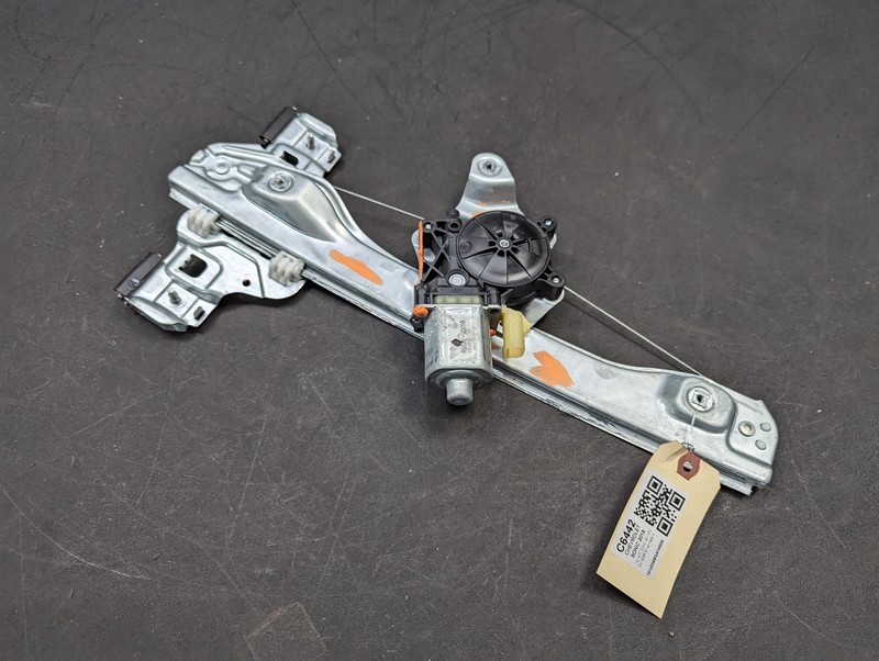 Rear Left Door Window Regulator 2018 Chevrolet Sonic 95391133 2013 2014 - 2020