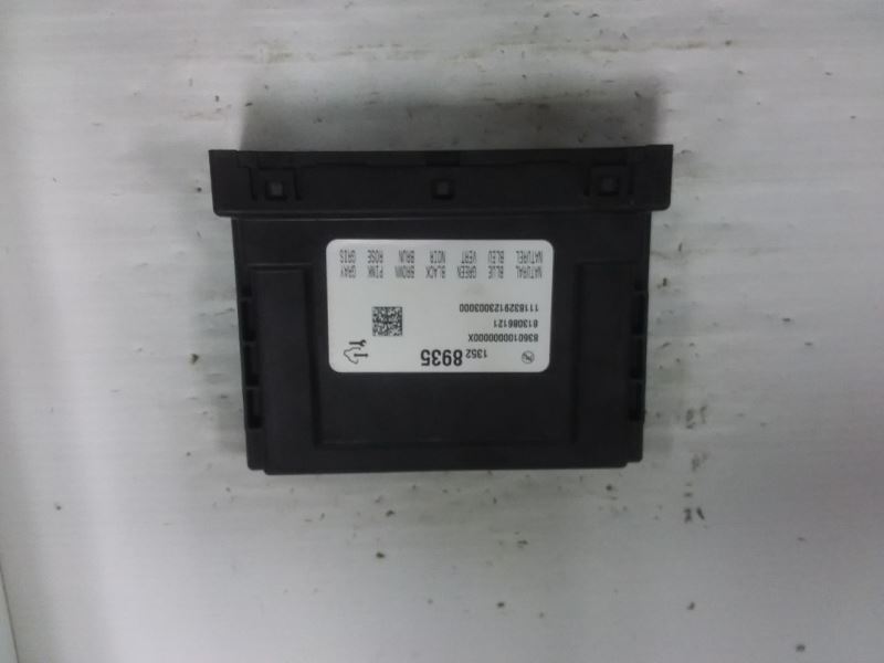Body Control Module BCM Left Hand Dash Fits 18-19 CORVETTE 13528935