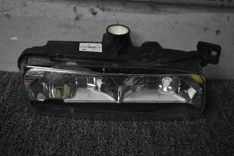 2013-2017 RANGE ROVER FOG LIGHT RIGHT SIDE FACTORY OEM