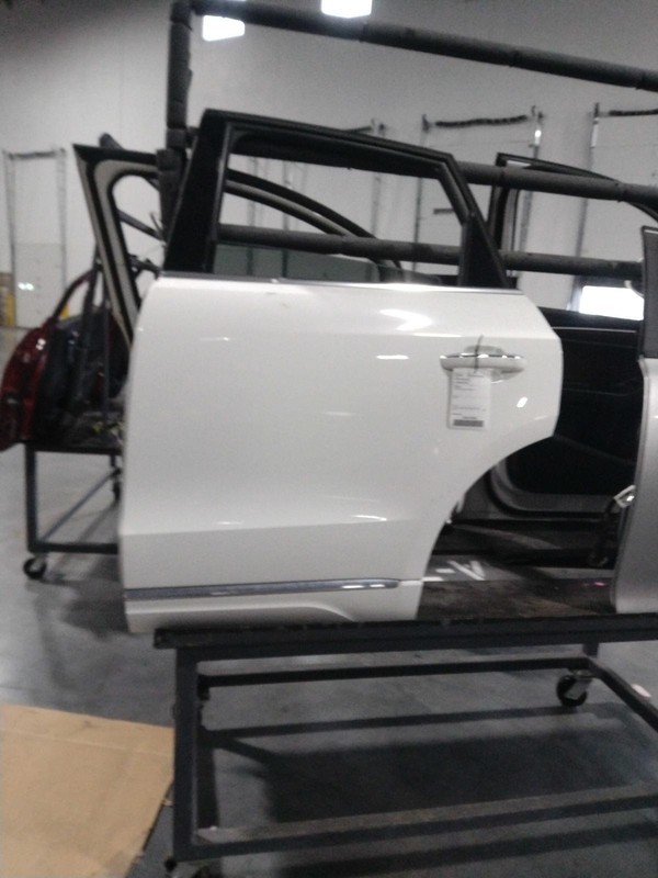 2016 Audi Q5 Left Rear Door White OEM, 114k Miles, Used, No Warranty