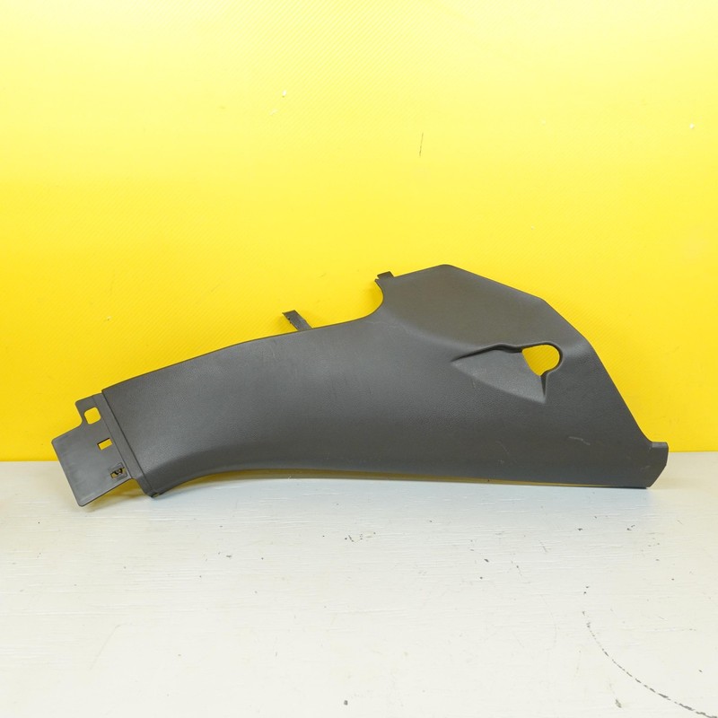 2011-2018 PORSCHE CAYENNE RIGHT C PILLAR LOWER TRIM COVER PANEL OEM 7P0867766