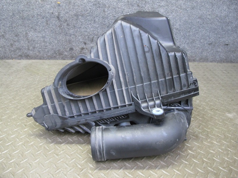 11-14 PORSCHE CAYENNE 958 4.8L TURBO FRONT RIGHT AIR INTAKE CLEANER FILTER BOX