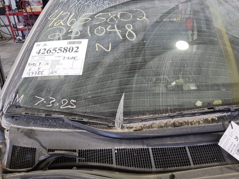 2012-2017 Toyota Camry RH windshield wind shield wiper arm passenger 8521106110