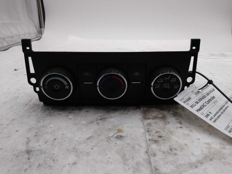 Chevrolet Silverado 1500 2011 209K mi. Front Temperature Control 20887816 9748