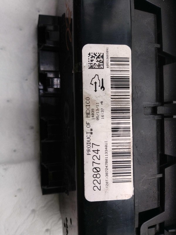 2011 GMC Sierra 1500 A/C Selector Switch OEM Silver 198K Miles NJ25-22235-565833