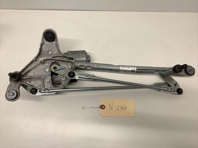 17-22 Tesla 3 M3 Front Windshield Wiper Linkage and Motor 1076725-00-G 2464 S22