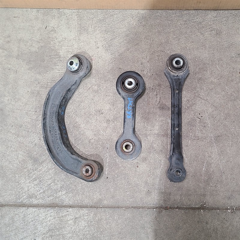 15-22 Mustang Gt Passenger Rear Control Arm Set Arms Rh Aa7348