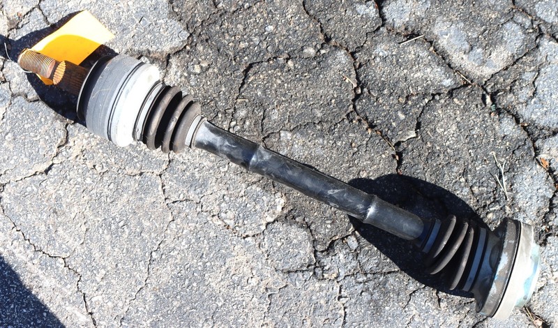 2016-2019 Cadillac CTS V Right Passenger Rear CV Axle Shaft OEM 23401013 USED