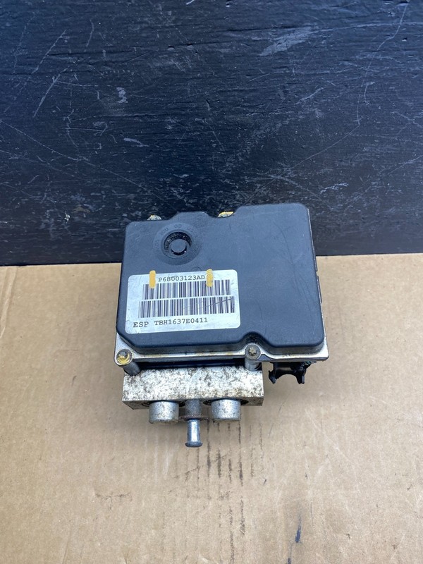 2008 Dodge Aspen Durango ABS Anti Lock Brake Pump OEM AC7836 DG