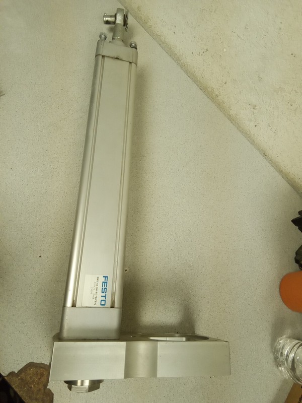 Festo DNCE-63-300-BS-"10"P-Q Electric Cylinder With Mounting Bracket