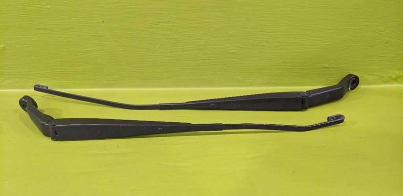 05 CIVIC CPE DRIVER LEFT/PASSENGER RIGHT WINDSHIELD WIPER ARM PAIR OEM 3796-4