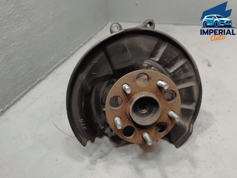2018-2025 TOYOTA CAMRY FWD REAR RIGHT PASSENGER SIDE SPINDLE KNUCKLE HUB OEM