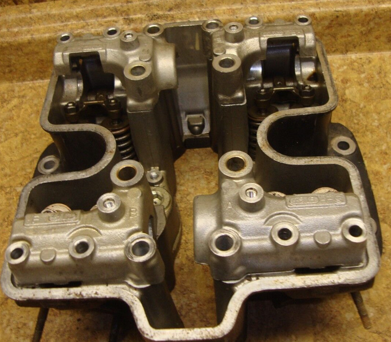 1985 Honda Interceptor VF700F VF700 F VF 700 Engine Cylinder Head Valves FR G9