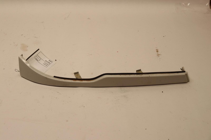 2001-2006 BMW 330CI CONVERTIBLE FRONT RIGHT SIDE LOWER HEADLIGHT COVER TRIM OEM