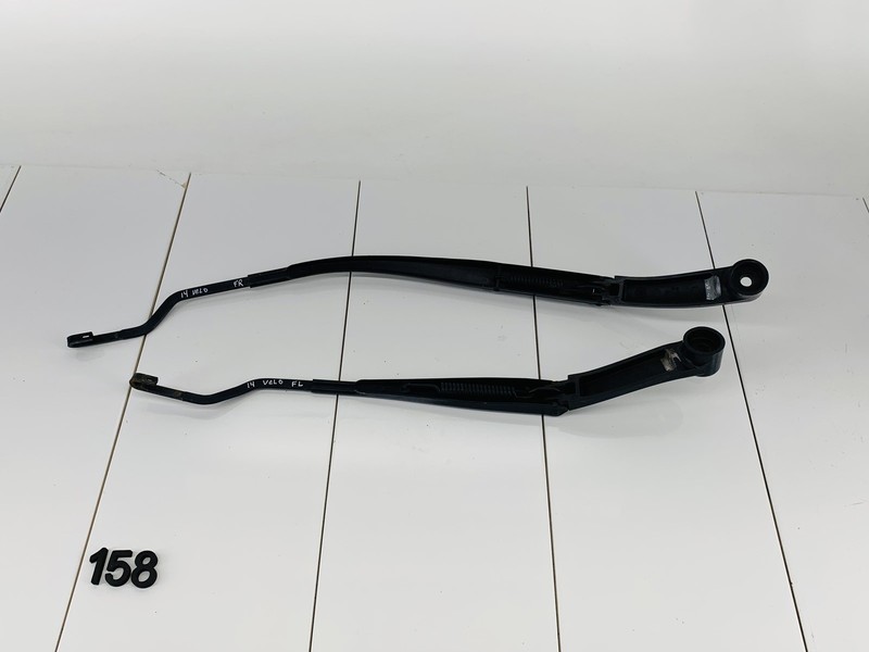 12-17 HYUNDAI VELOSTER FRONT RIGHT & LEFT SIDE WINDSHIELD WIPER WASHER ARM OEM