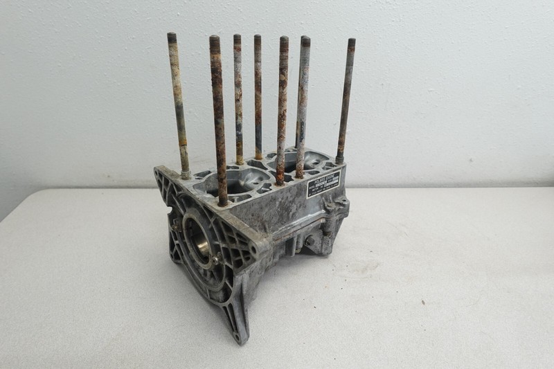 1981 Polaris INDY SPORT TXL 340 OEM Engine Motor Crankcase Ass'y