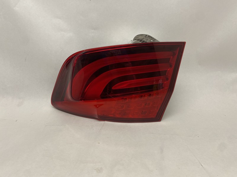 2011-2013 BMW 550I F10 RIGHT PASSENGER SIDE OUTER TAIL LIGHT BRAKE STOP LAMP OEM