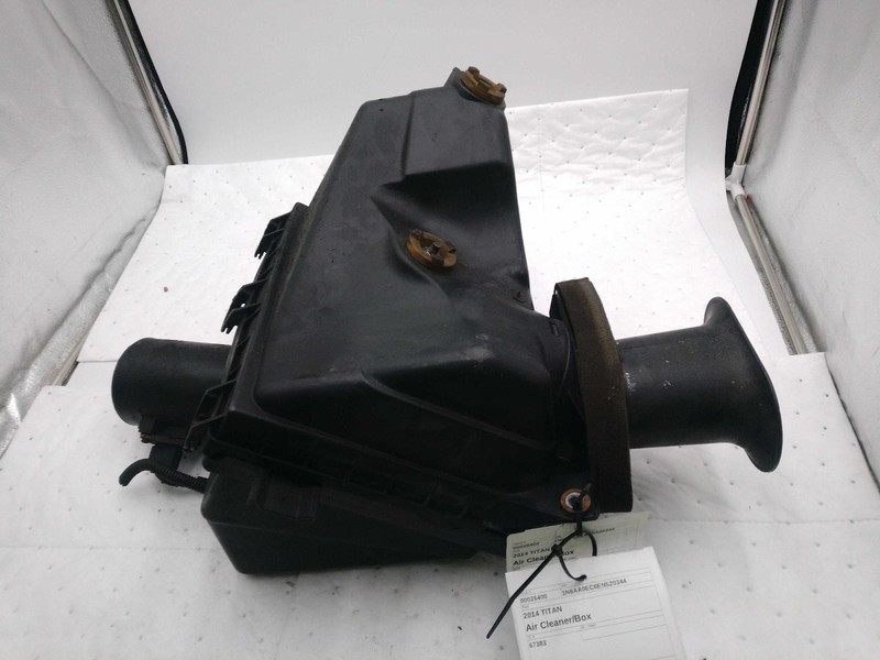 2014 Nissan Titan OEM Air Cleaner Assembly Grey 16500ZE01A 186K Miles