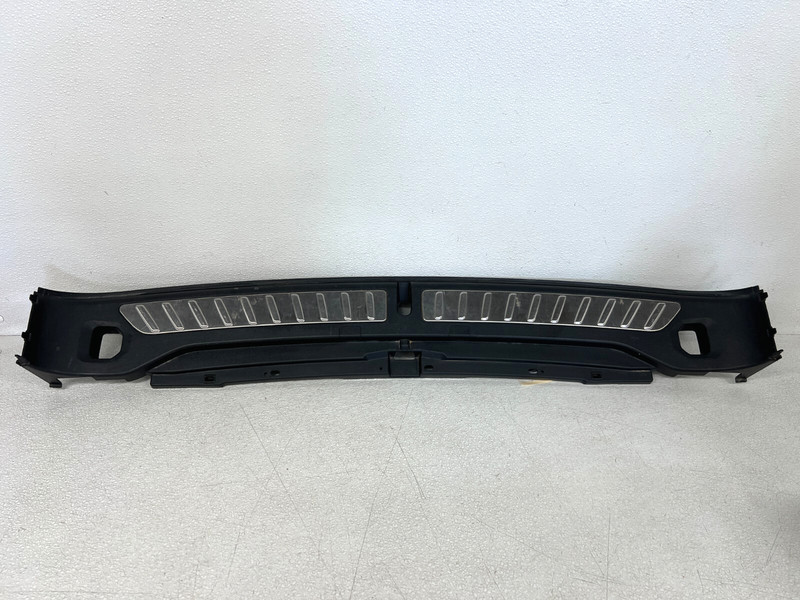 ⭐2018-2024 BMW X3 XDRIVE REAR TRUNK TAILGATE SILL SCUFF PLATE TRIM OEM LOT2593