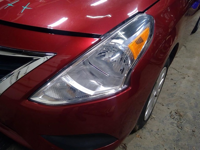 Driver Left Headlight Sedan Fits 15-19 VERSA 1760313