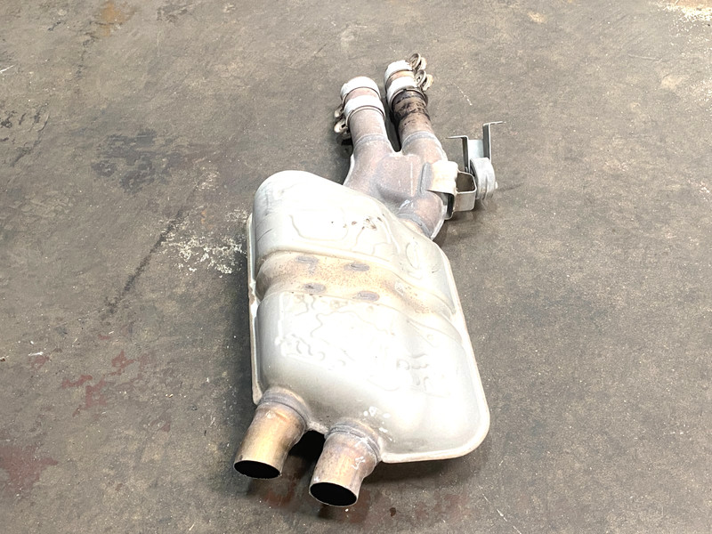 11-14 AUDI A8 L QUATTRO 3.0L EXHUAST RESONATOR W/ INTERMEDIATE PIPE OEM #A0.42